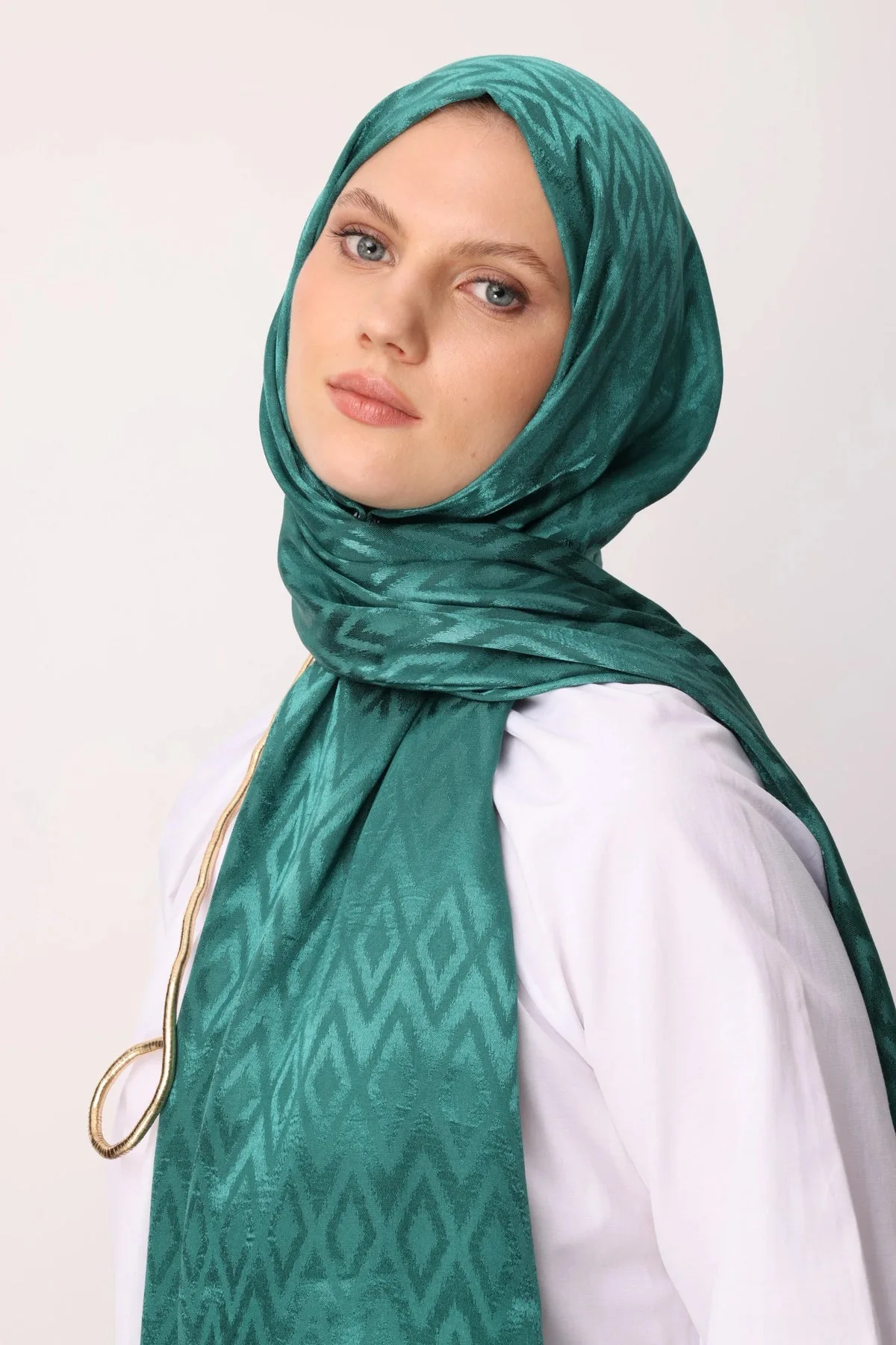Mint Yeşili Karo Desen Parlak Jakar Şal