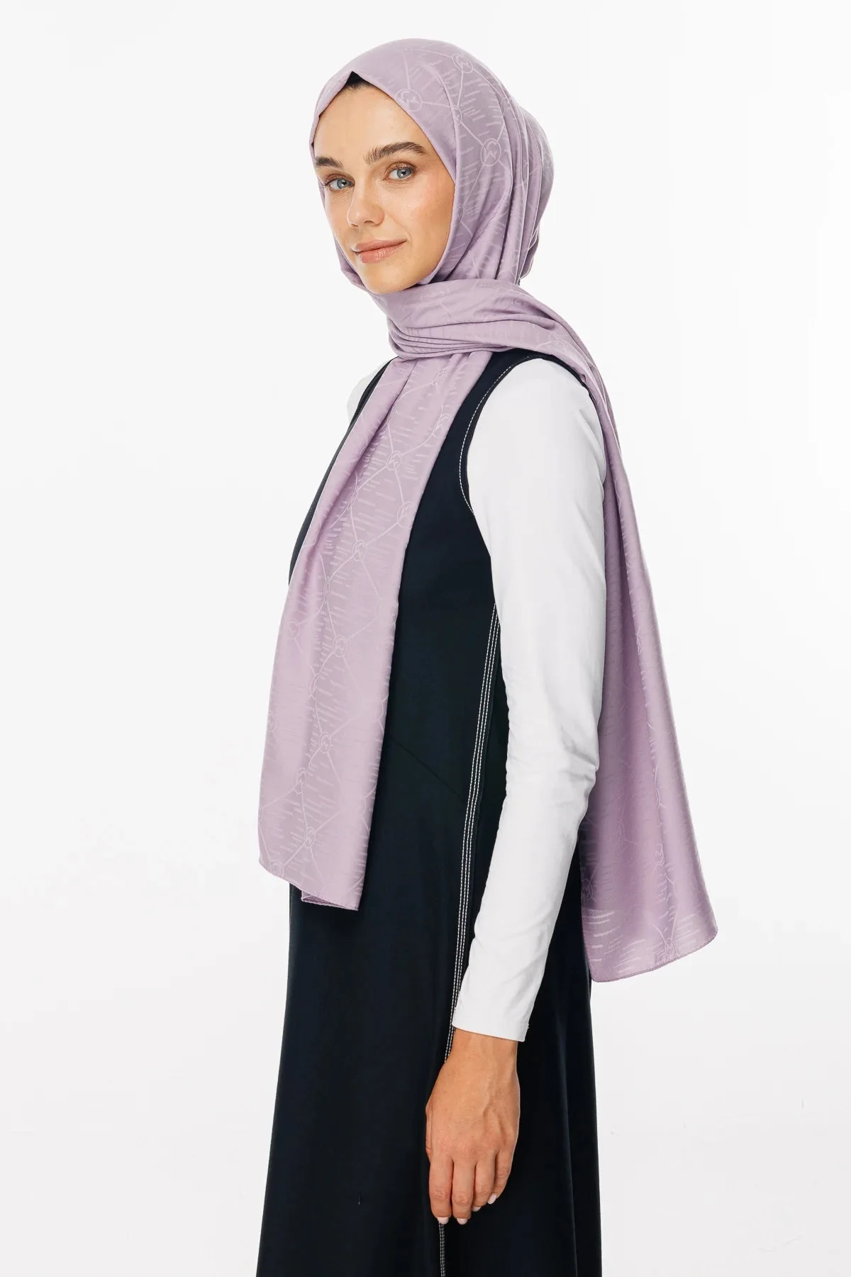 Lila Moon Is Desen Jakar Şal · Monogram Jakar