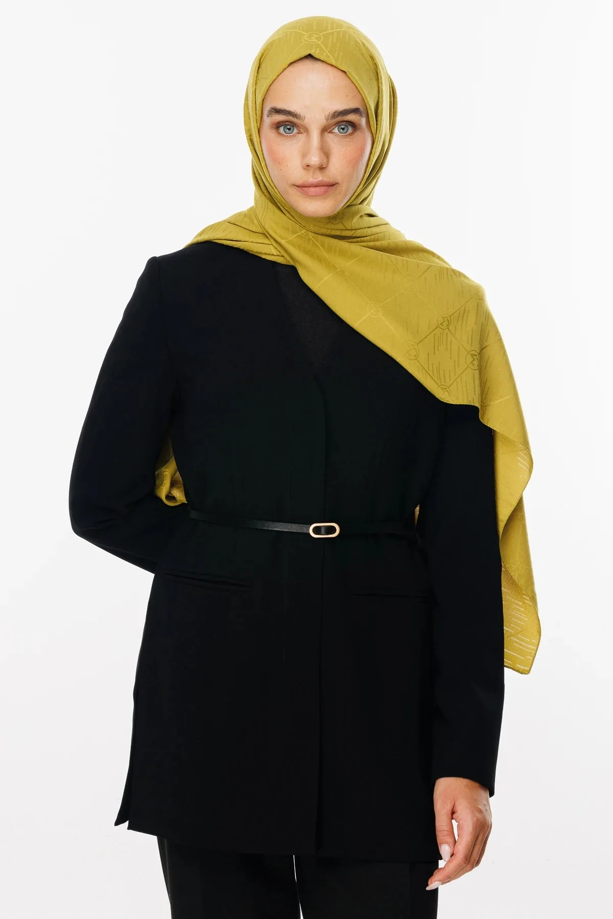 Oliv Yeşili Moon Is Desen Jakar Şal · Monogram Jakar