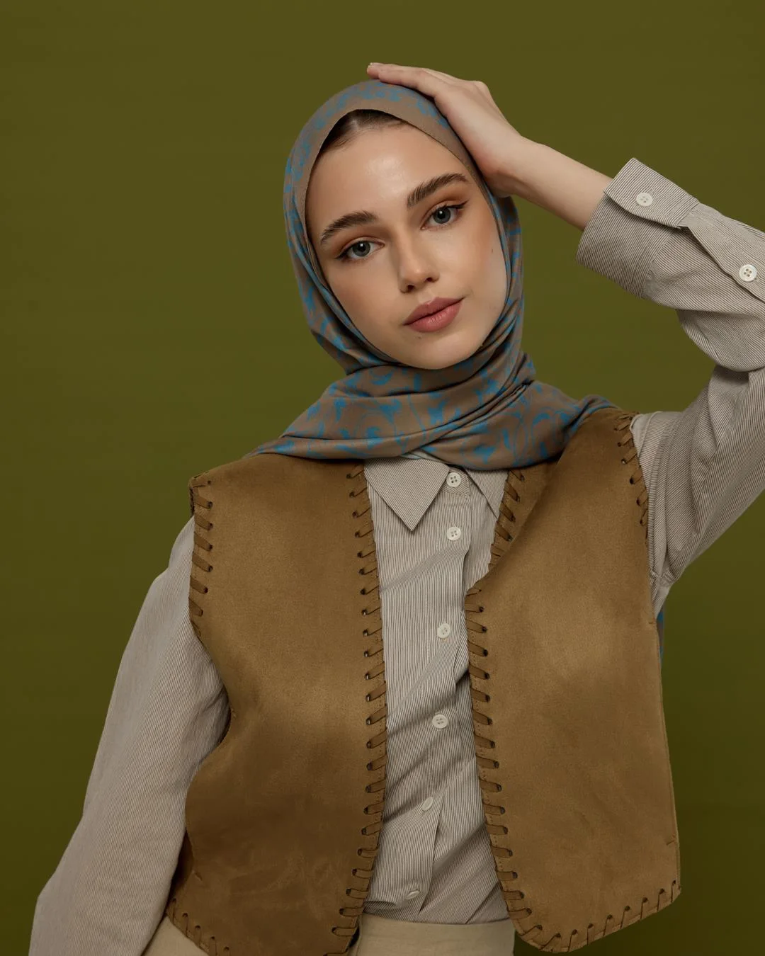 Tarçın Dumanı & Çakıl Mavisi Lale Bahçesi Desen Şal - 52
