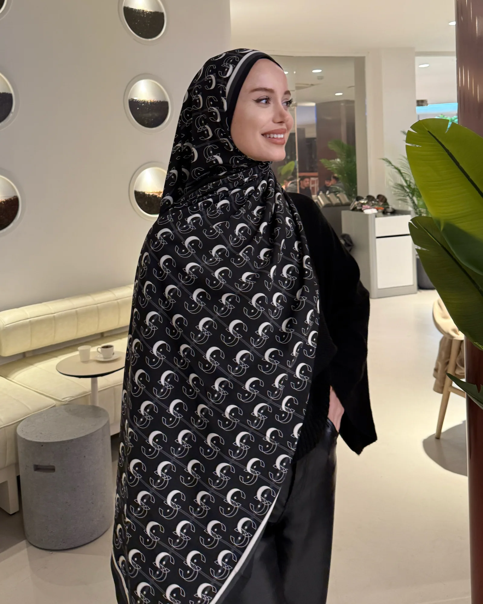 Siyah Royal Vual İpek Şal