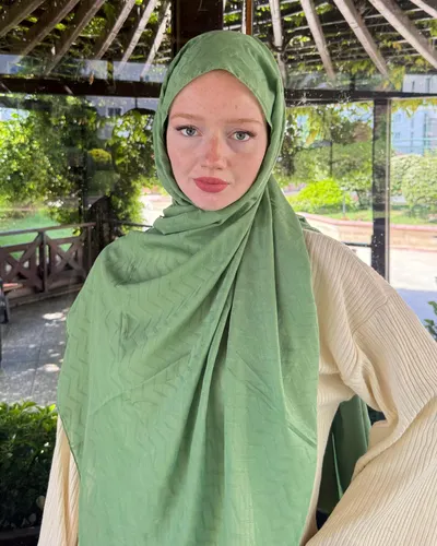 Su Yeşili Zikzak