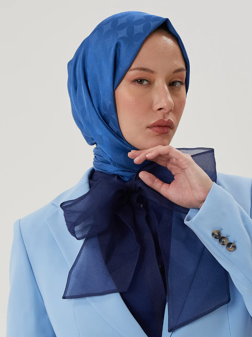 İndigo Rise Desen Jakar Şal · İpeksi Jakar
