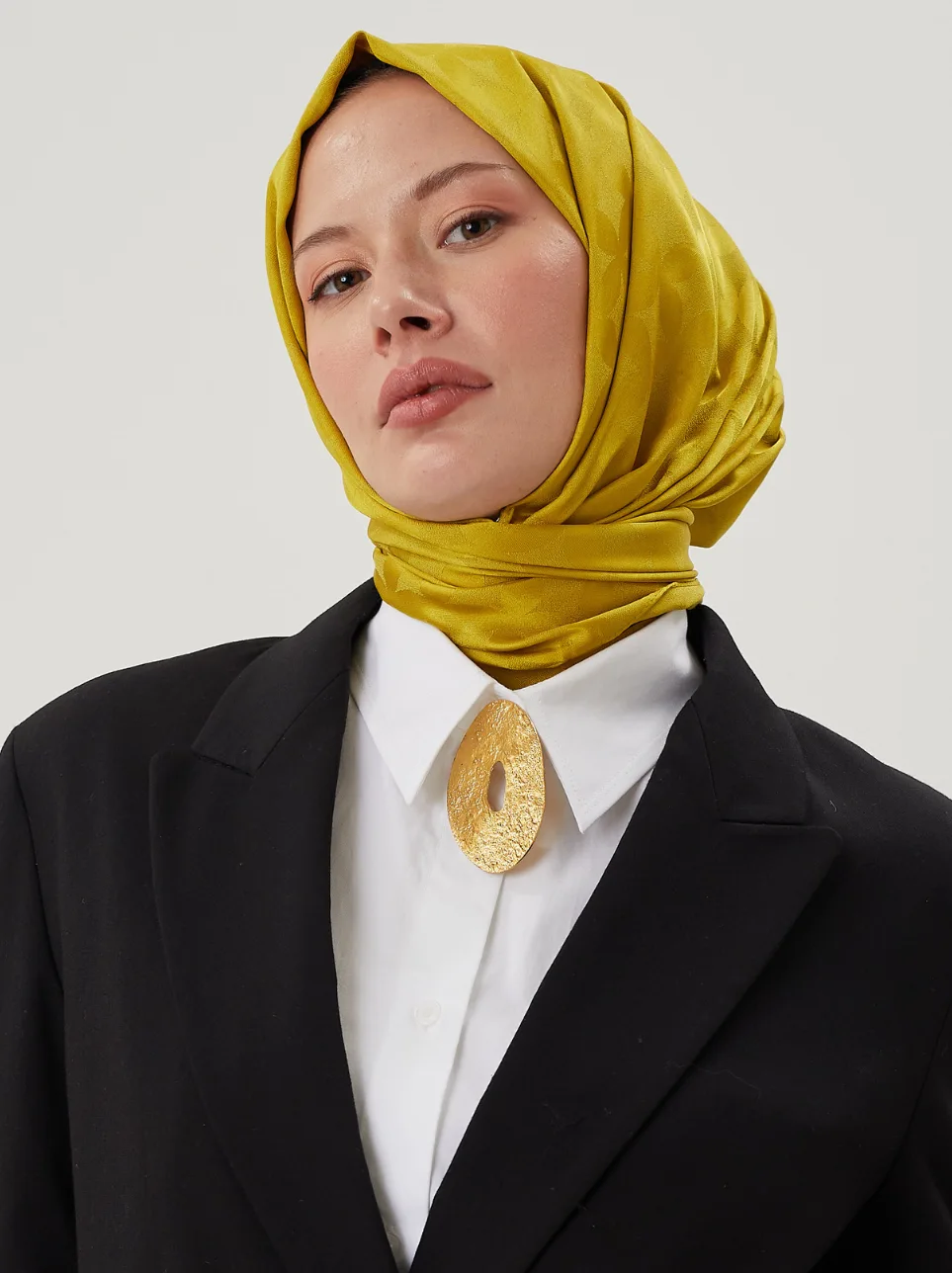 Olive Yeşili Rise Desen Jakar Şal · İpeksi Jakar