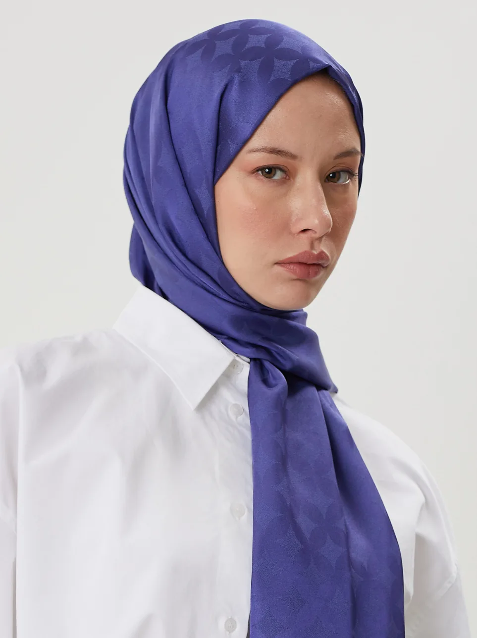 Morcivert Rise Desen Jakar Şal · İpeksi Jakar