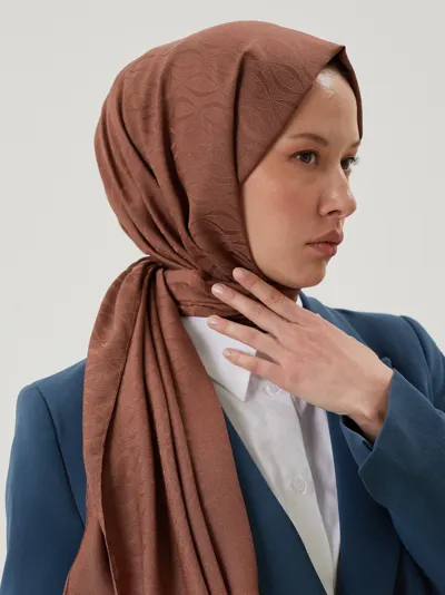 Mocha Shine Desen Jakar Şal · İpeksi Jakar