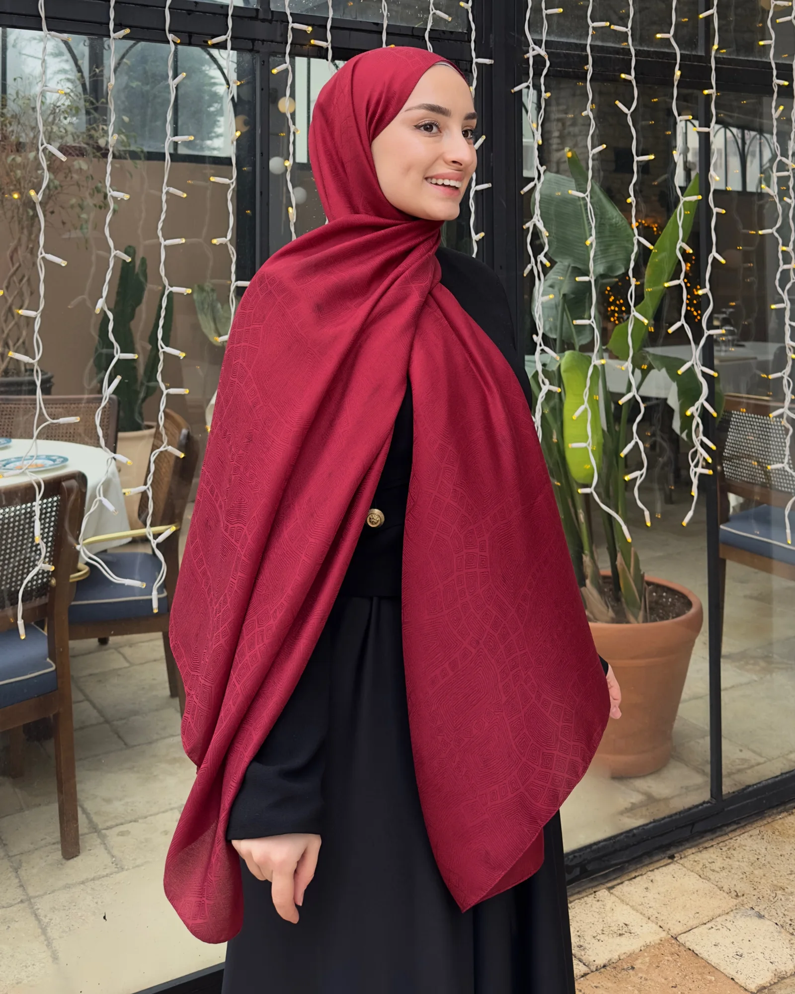 Bordo Döngü Desen Jakar Şal · İpeksi Jakar