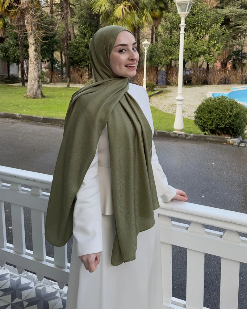 Haki Döngü Desen Jakar Şal · İpeksi Jakar