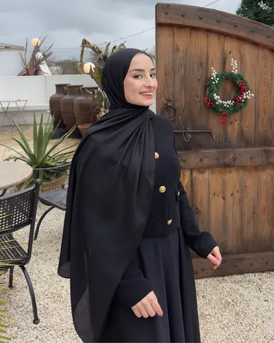 Siyah
