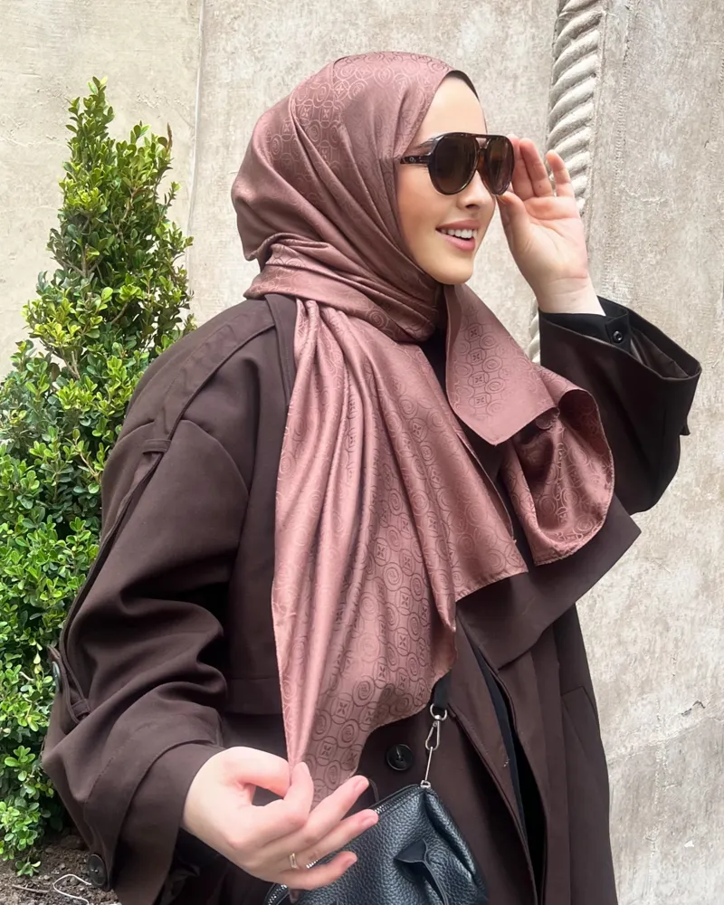 Mocha Luxe Desen Jakar Şal · İpeksi Jakar