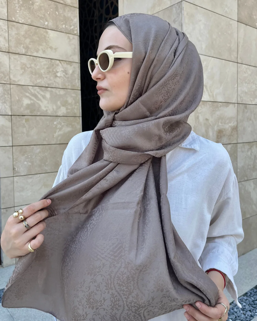 Koyu Vizon Lavin Desen Jakar Şal · İpeksi Jakar