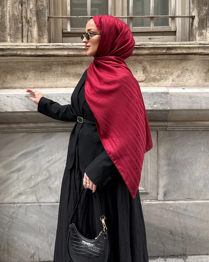 Bordo Şerit Desen Jakar Şal · İpeksi Jakar