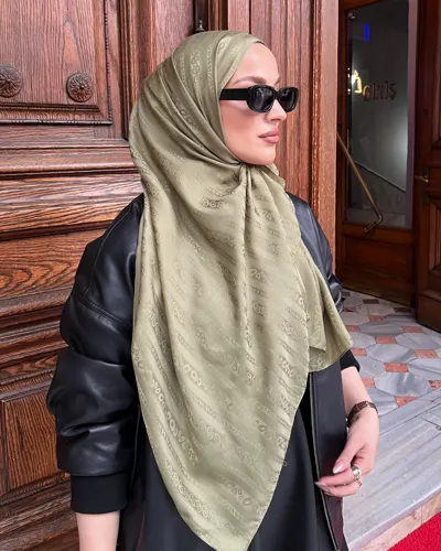 Haki Şerit Desen Jakar Şal · İpeksi Jakar