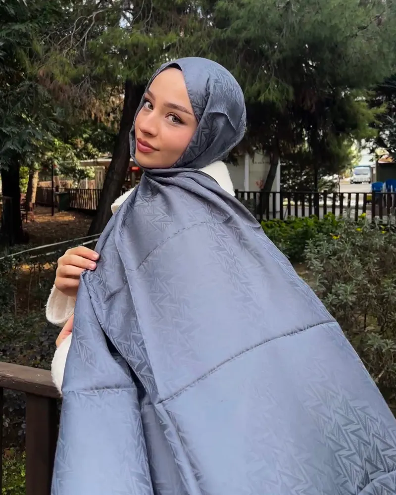 Füme Triya Desen Jakar Şal · İpeksi Jakar