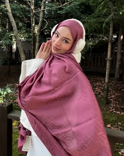Soft Pembe Triya Desen Jakar Şal · İpeksi Jakar