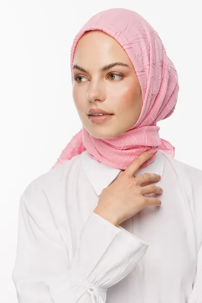 Şeker Pembe Piliseli Bambu Eşarp