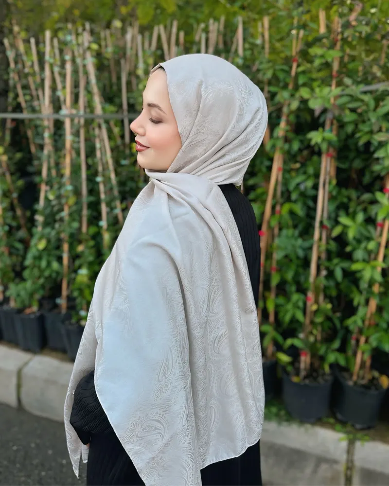Bej Rumi Desen Jakar Şal · İpeksi Jakar