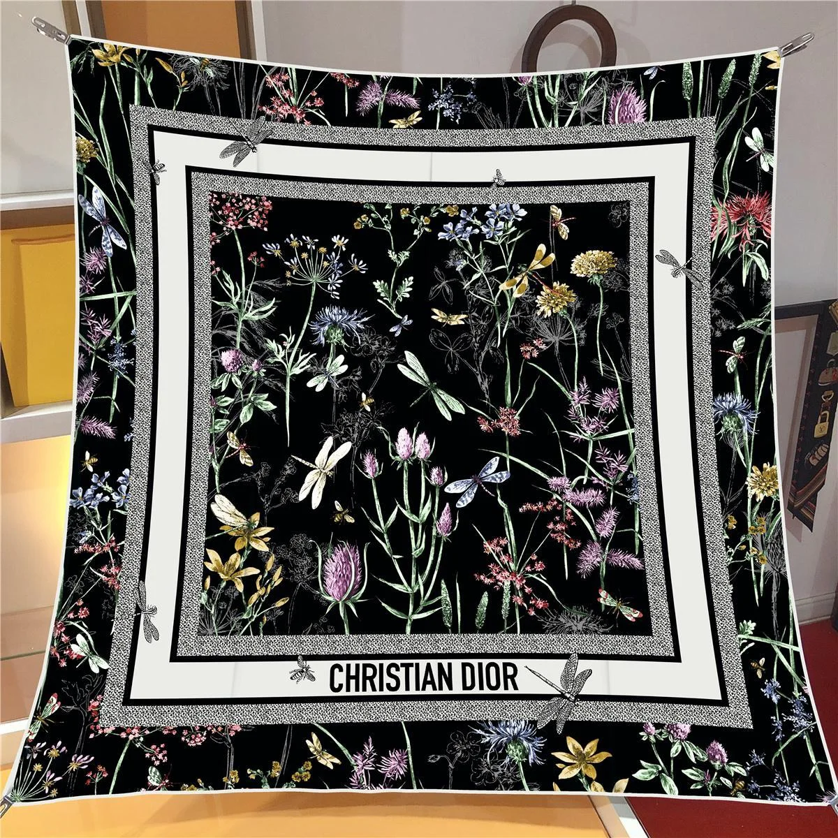 İthal Siyah D Flower Desen Twill İpek Eşarp
