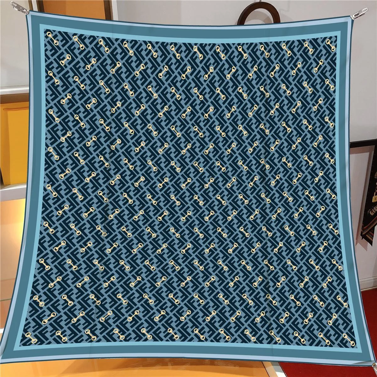 İthal Mint & Mavi F Kilit Desen Twill İpek Eşarp