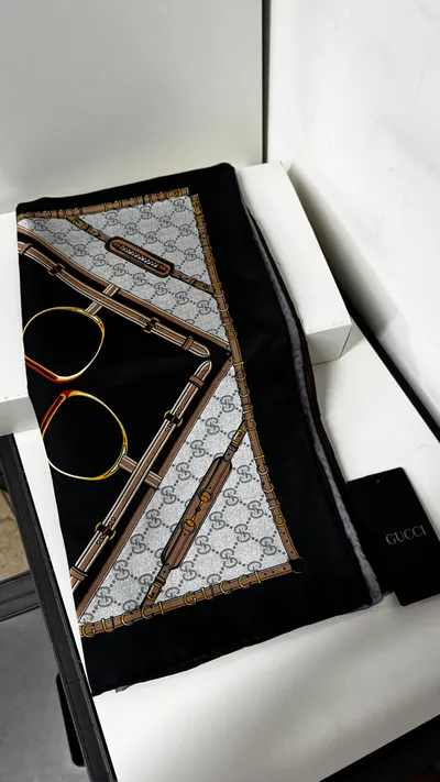 İthal Siyah & Koyu Vizon G Belt Desen Twill İpek Eşarp