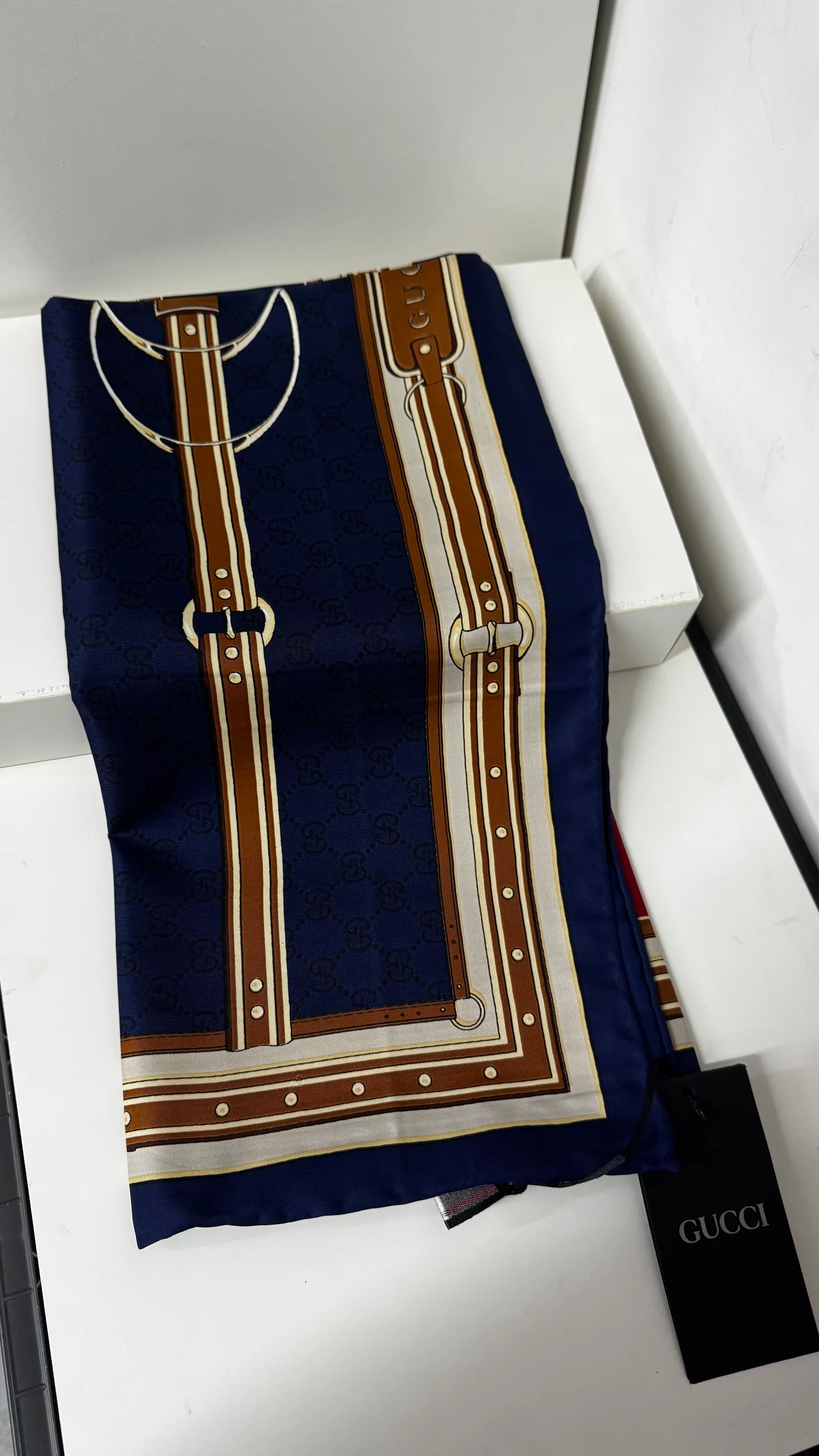 İthal Mocha & Lacivert G Belt Desen Twill İpek Eşarp