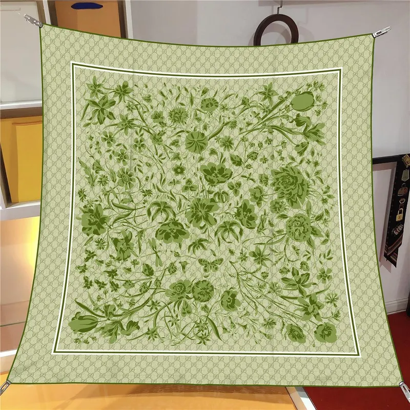 İthal Soft Yeşil G Line Desen Twill İpek Eşarp