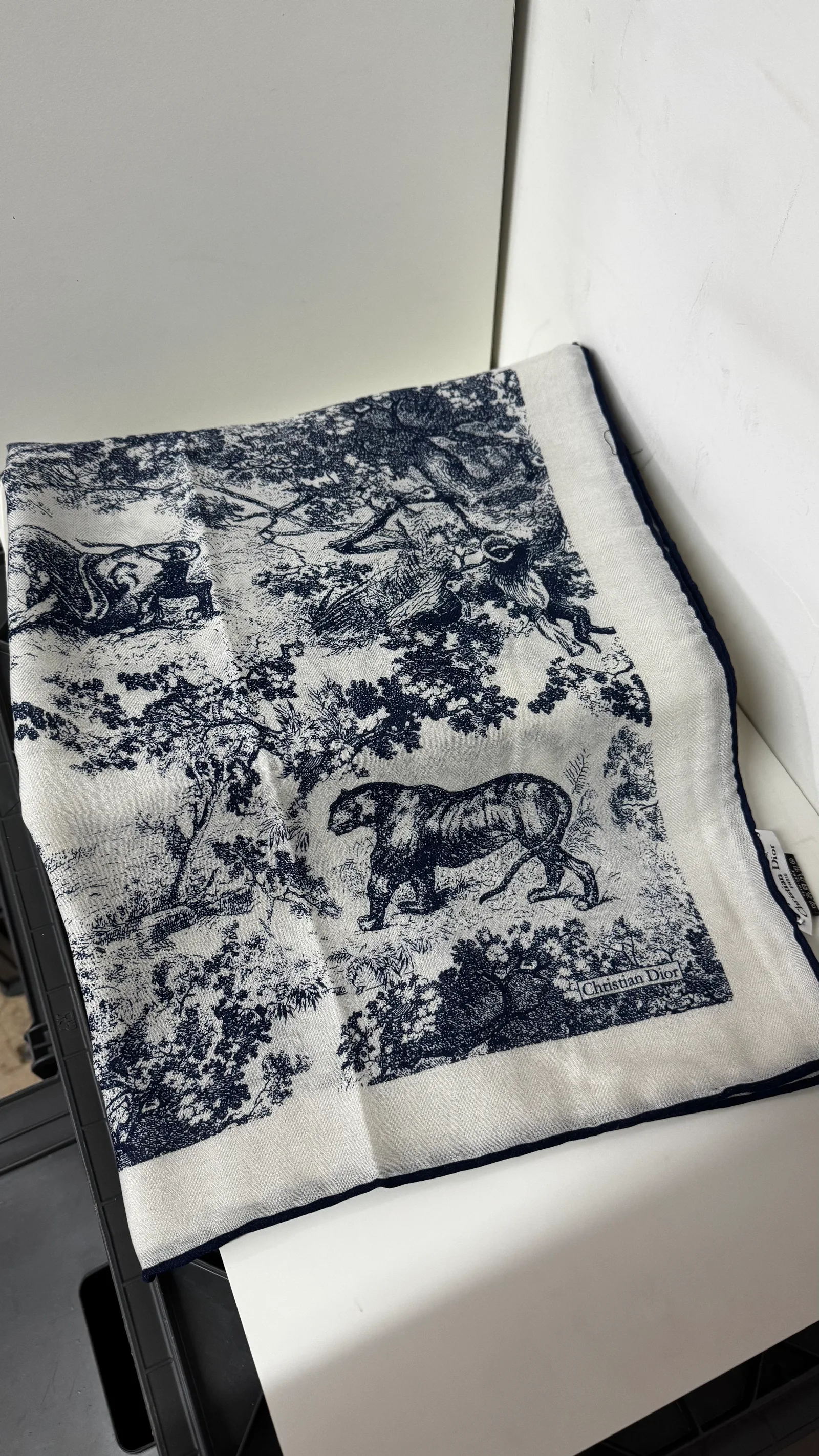 İthal Ekru CD Desen İnce Yün Kaşmir Şal