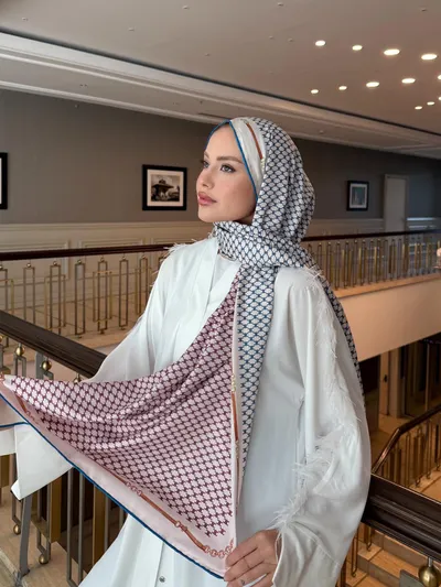 İthal Buz Mavi & Toz Pembe CE Desen Twill İpek Şal