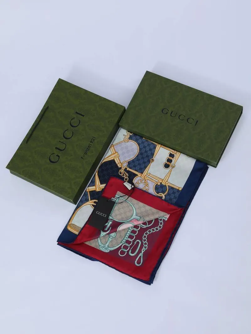 İthal Lacivert & Kırmızı GC Zincir Desen Twill İpek Şal