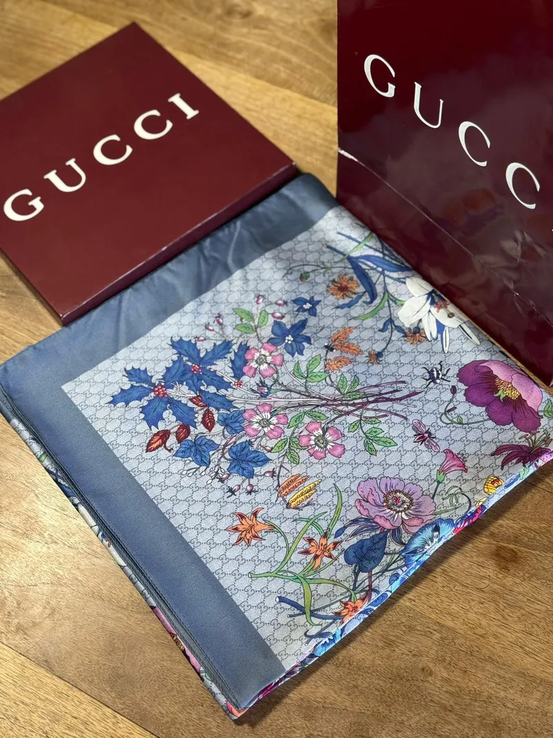 İthal Buz Mavi G Flower Desen Vual İpek Şal