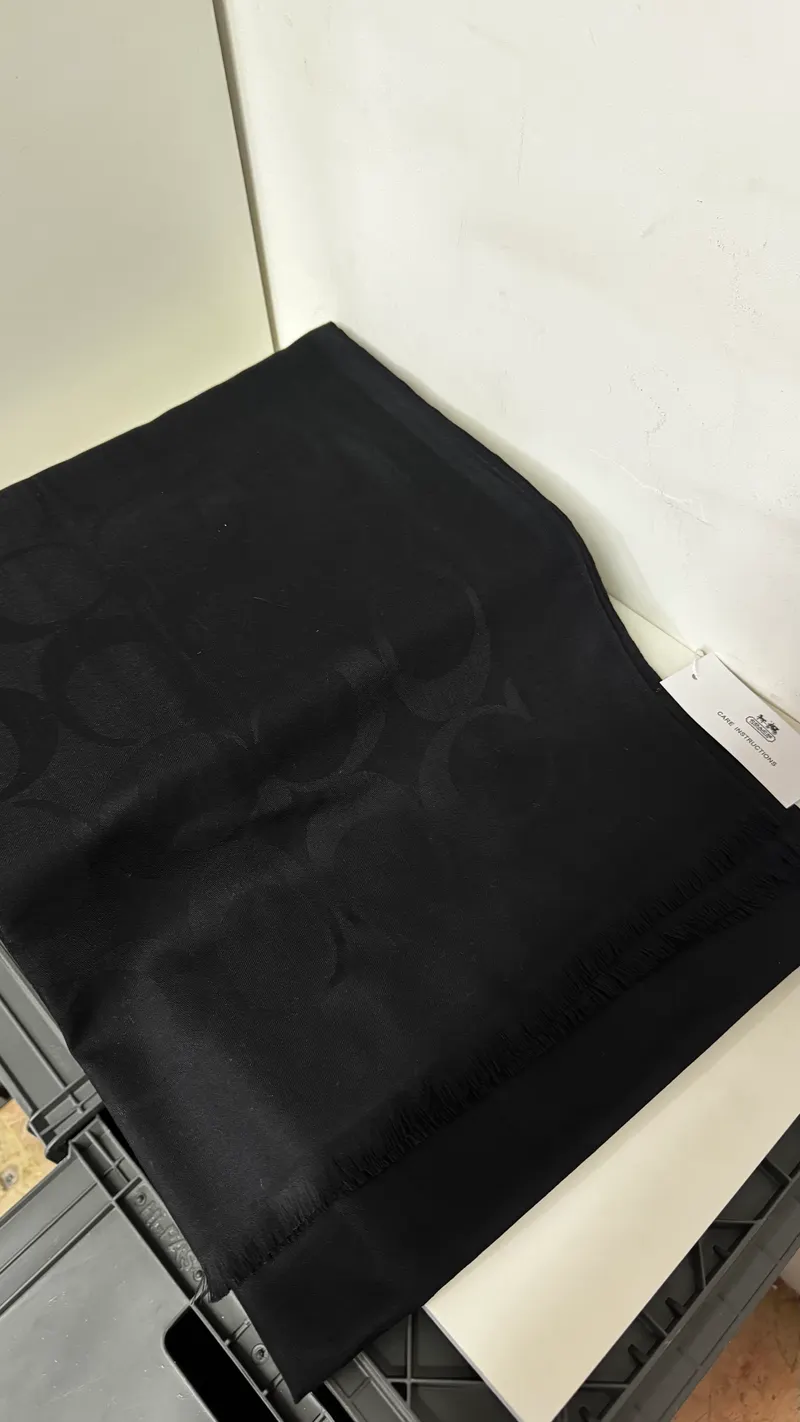 Siyah Büyük C Desen İnce Yün İpek Şal