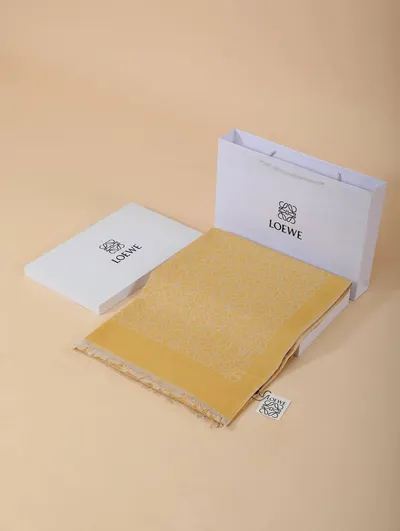Pastel Sarı