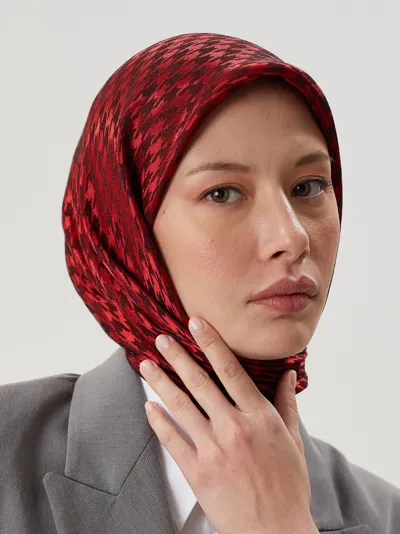 Kırmızı